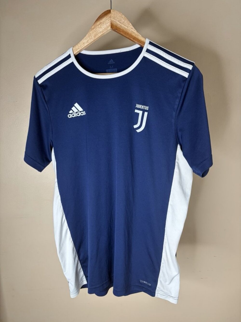 adidas Juventus training shirt Navy Blue Size Medium